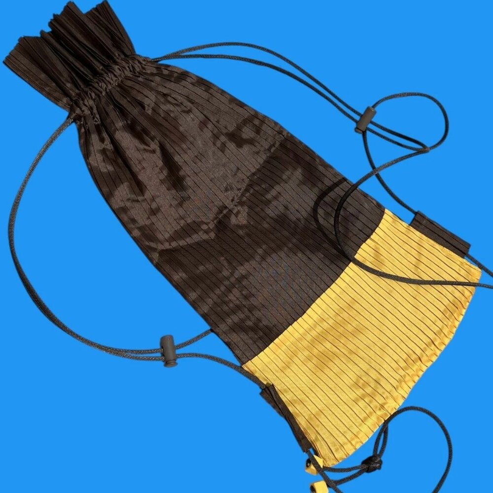 Issey Miyake me NEW Drawstring Bag Backpack Unisex Fashion Bag Brown